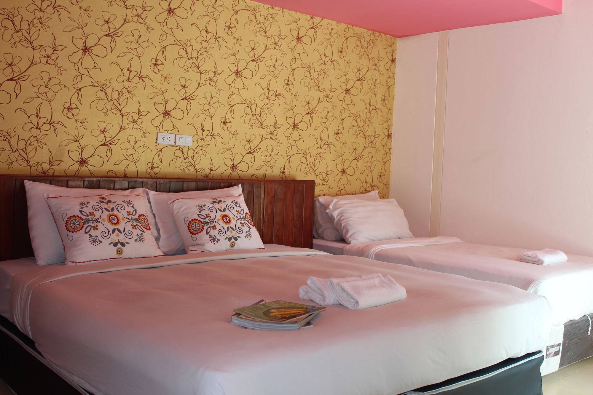 Pattaya Pool Villa Джомтиен Бийч Екстериор снимка